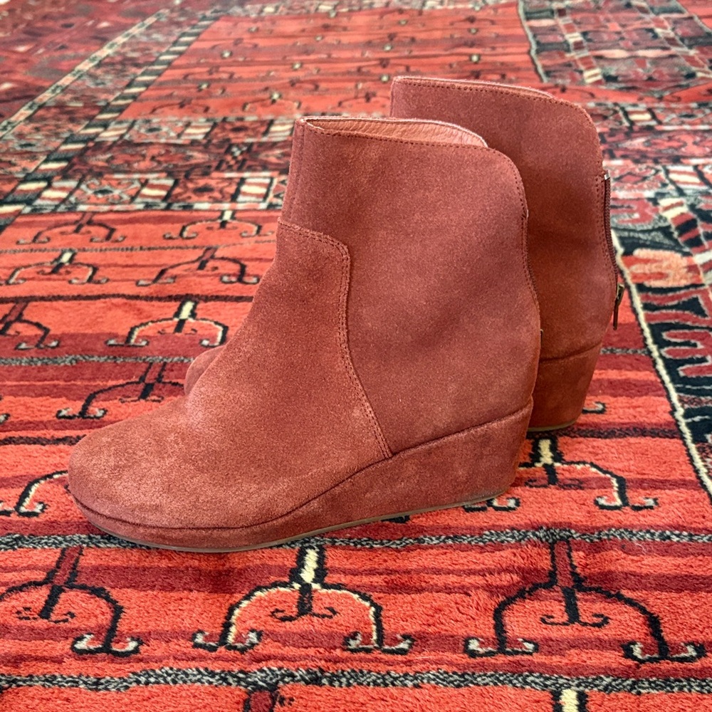 Coldwater Creek Rust Suede Leather Ankle Booties, walk with me, women’s size 7